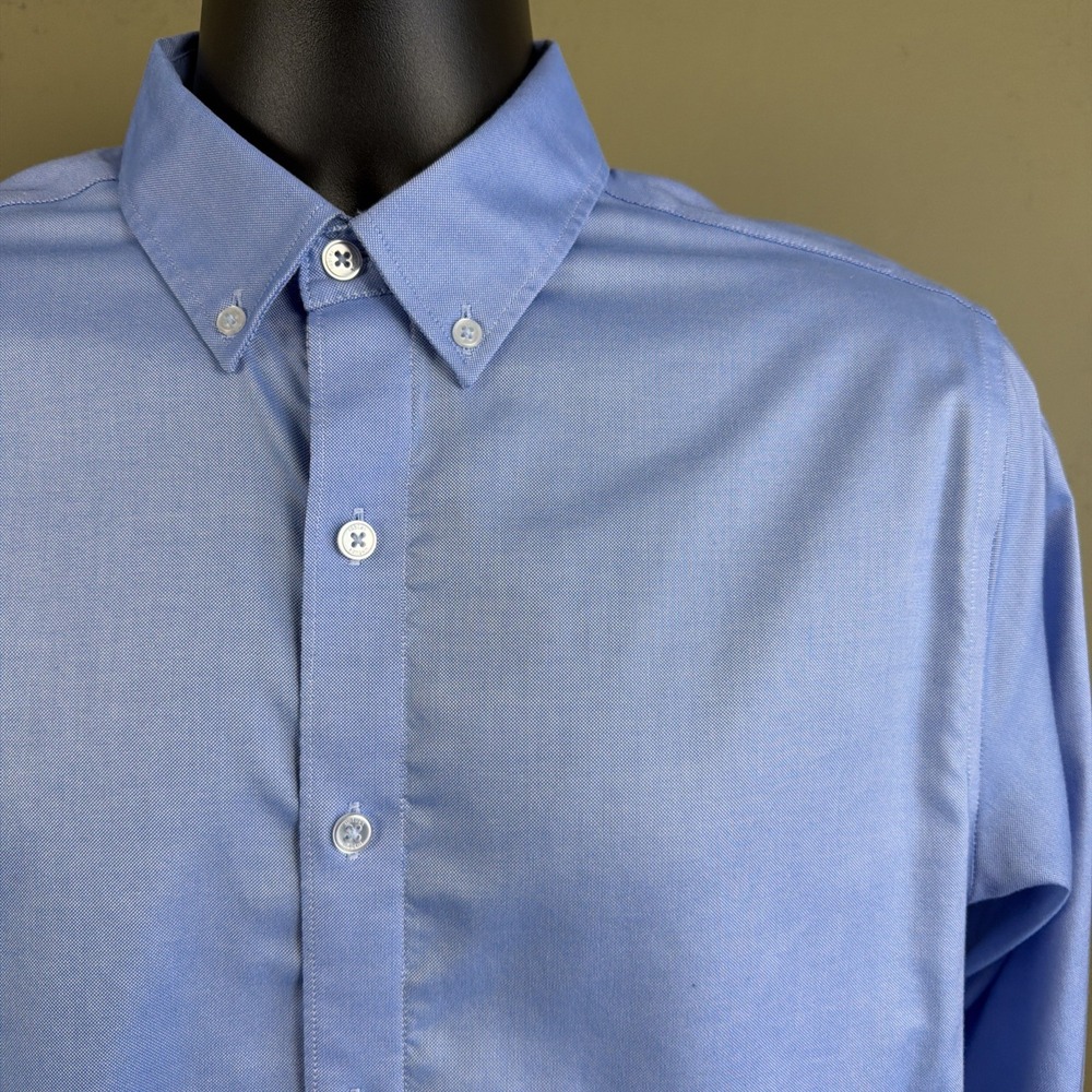 Twillory Untuckable Shirt Mens Medium Tailored Fit Blue Long Sleeve Button Down